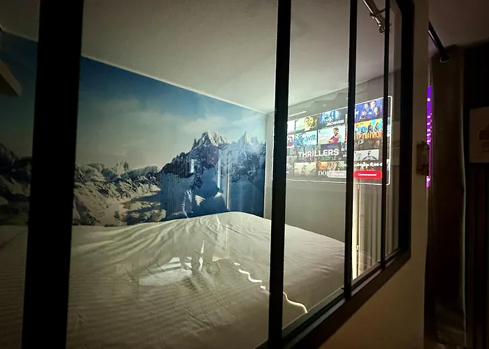 Les 3 Vallees, Appartement Montagnard Avec Spa Et Piscine