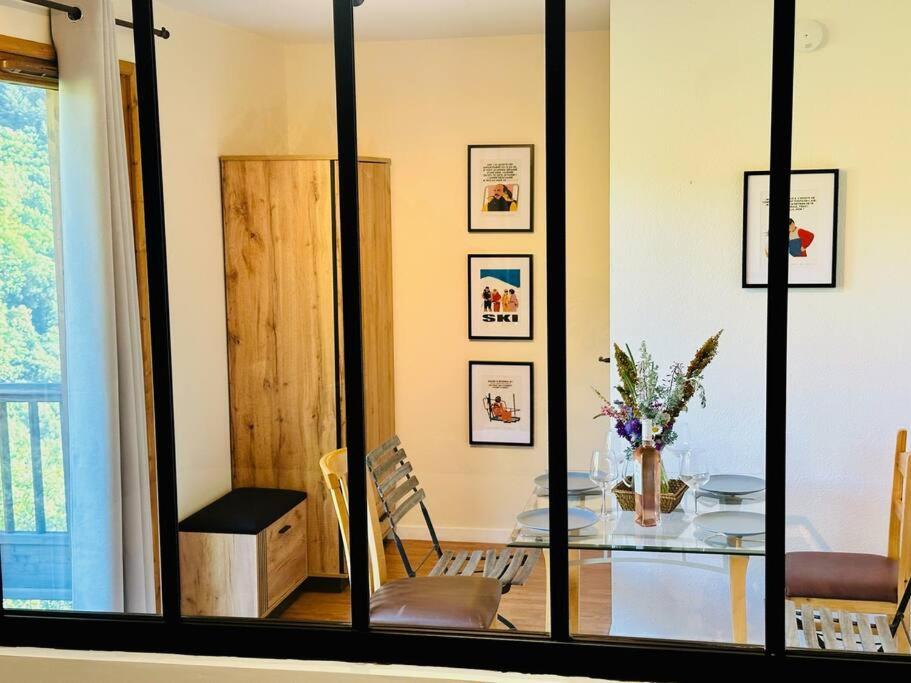Apartment Les 3 Vallees, Montagnard Avec Et Piscine *